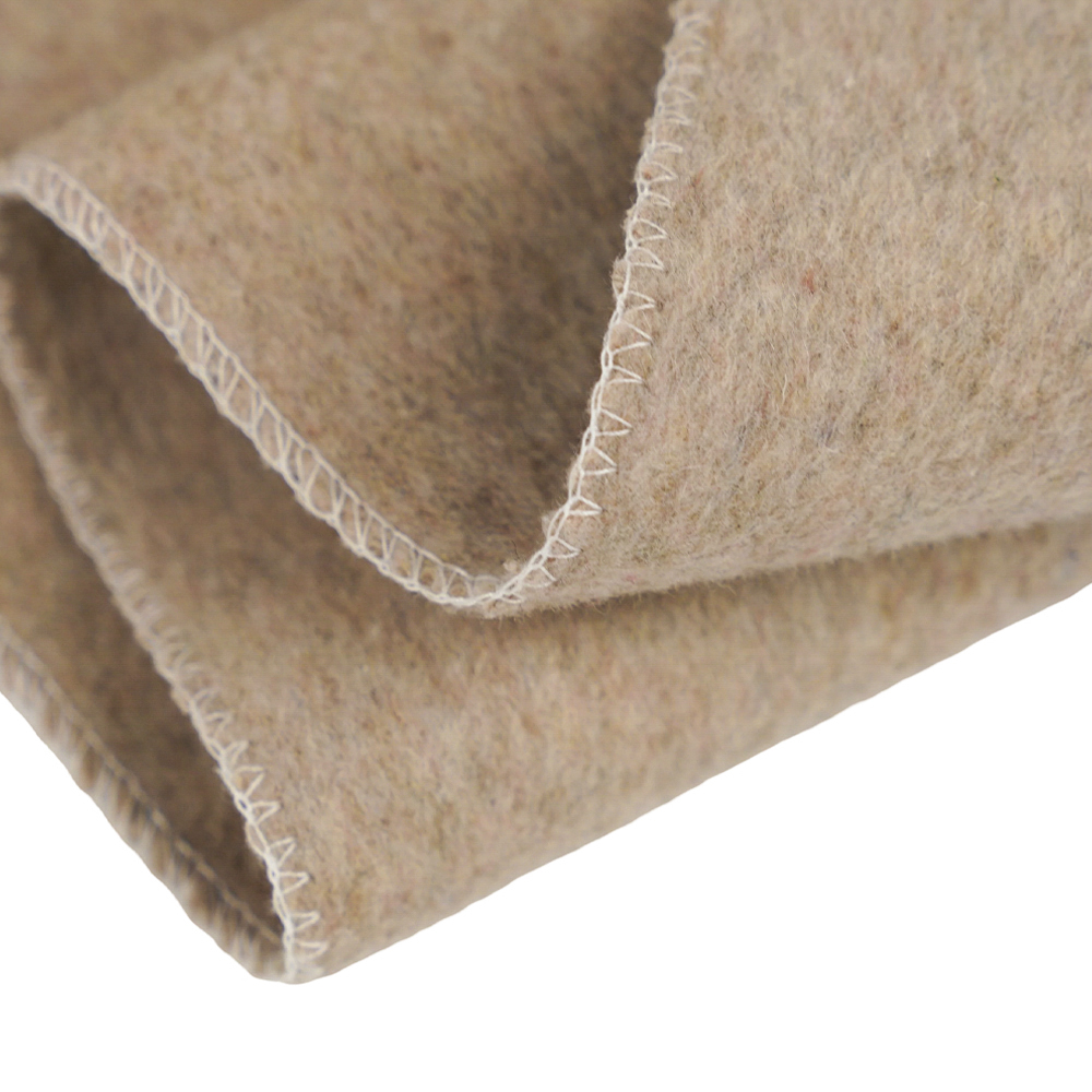 ウール50%、ポリエステル40%、他繊維10%、720G/M、あんこ色、厚手両面ウール生地、ML-0124-4382-1